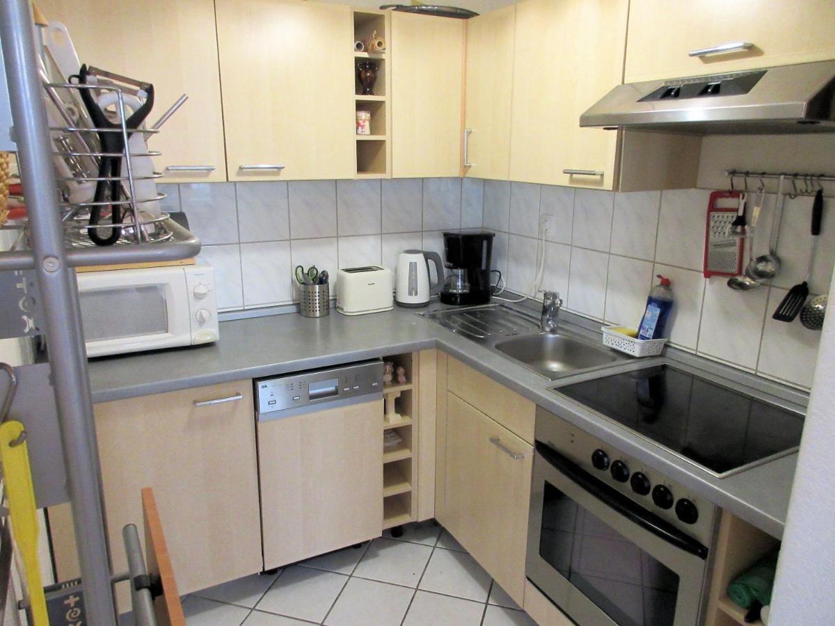 Private Apartment Near Fair Ground Хановер Екстериор снимка